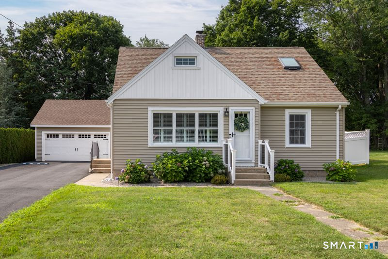 34 West Arch Street Stonington CT 06379