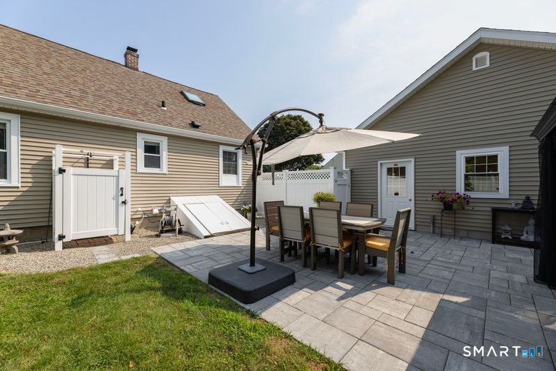 34 West Arch Street Stonington CT 06379