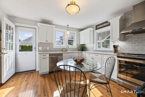 34 West Arch Street Stonington CT 06379