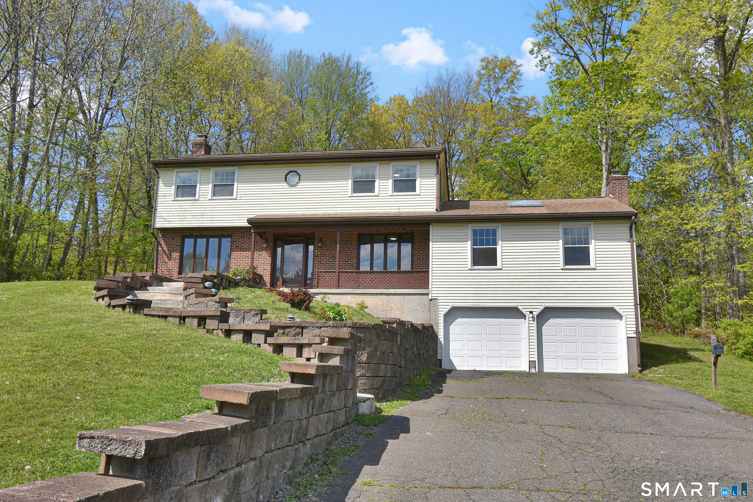 24 Valley View Drive Windsor CT 06095