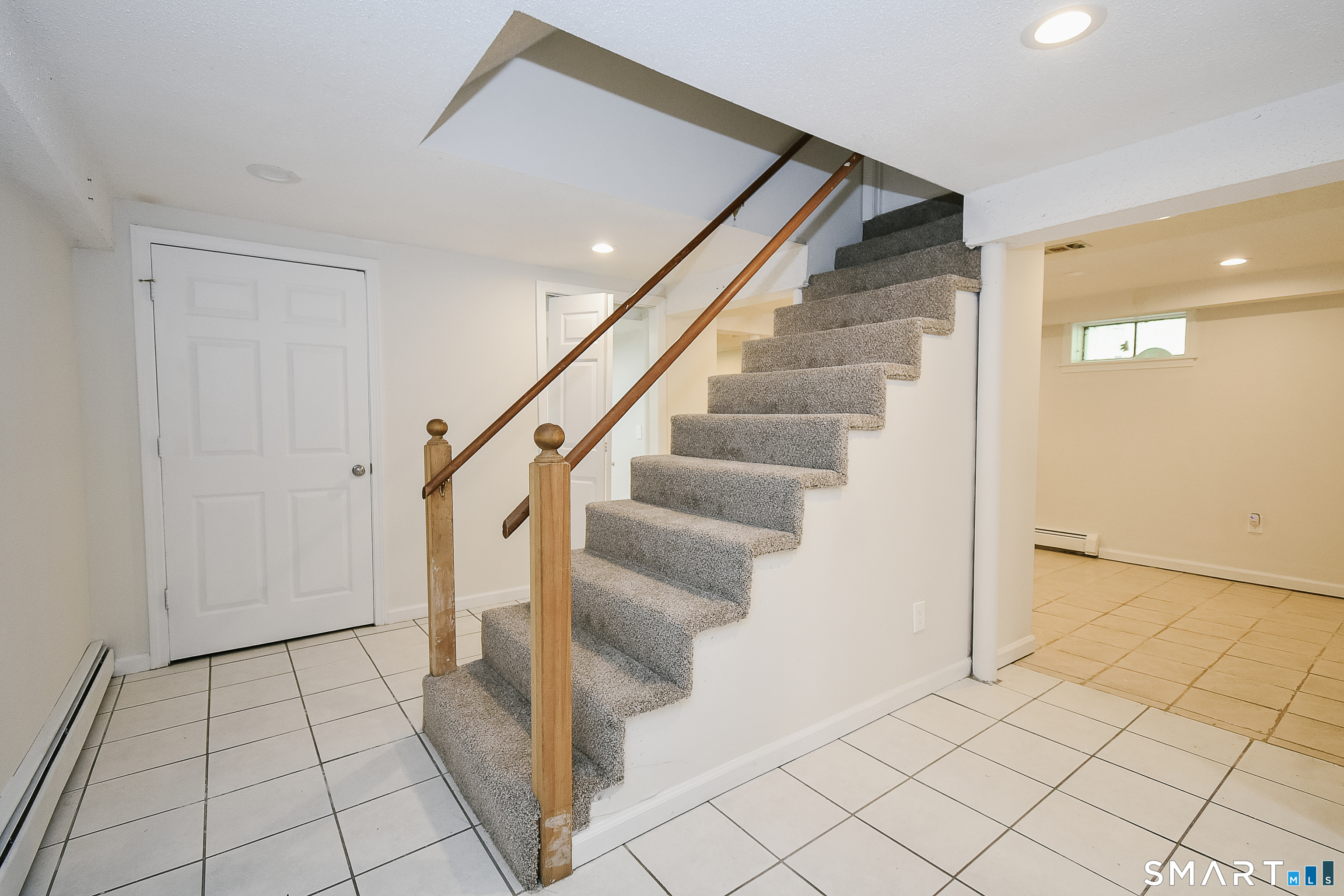 24 Valley View Drive Windsor CT 06095