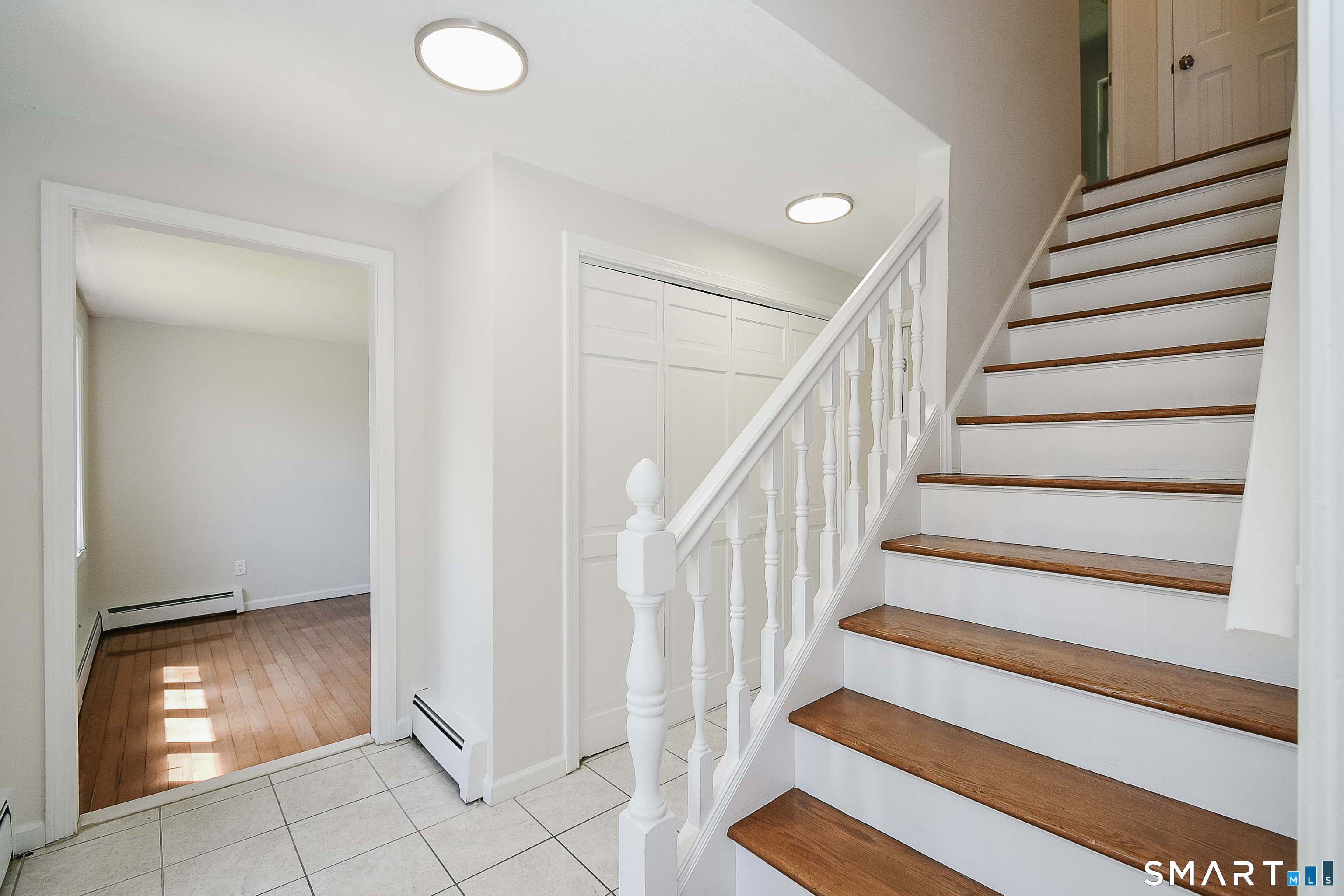 24 Valley View Drive Windsor CT 06095