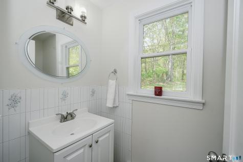 24 Valley View Drive Windsor CT 06095