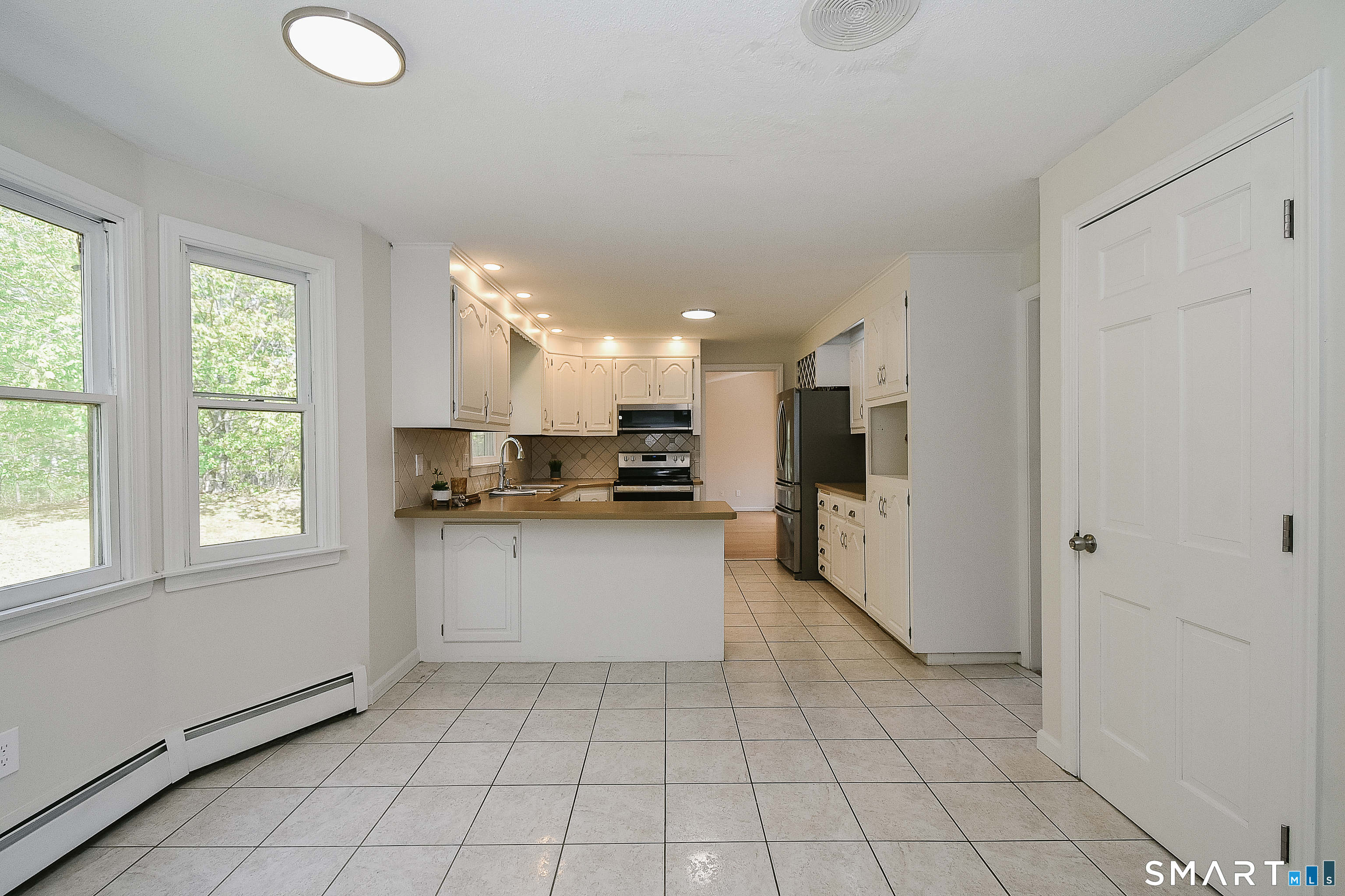 24 Valley View Drive Windsor CT 06095