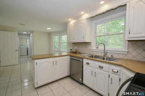 24 Valley View Drive Windsor CT 06095