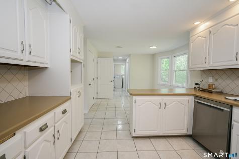 24 Valley View Drive Windsor CT 06095