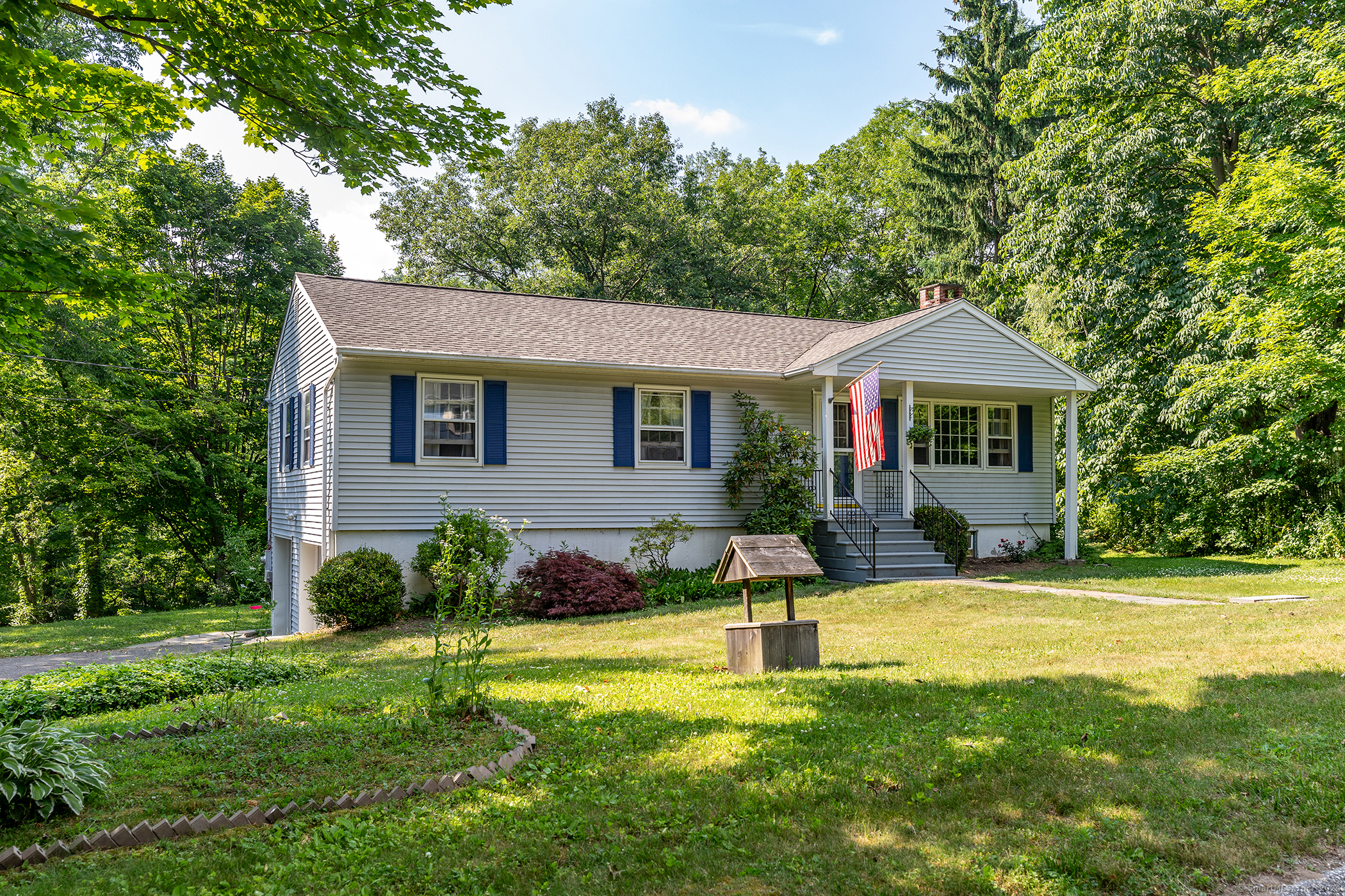 29 Hillendale Drive New Milford CT 06776
