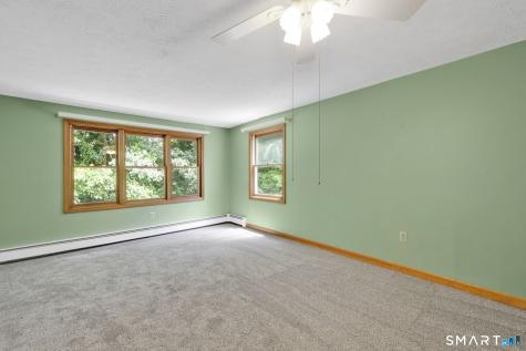 33 Woodmar Circle South Windsor CT 06074