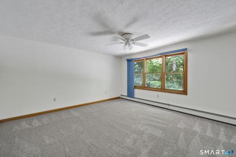 33 Woodmar Circle South Windsor CT 06074