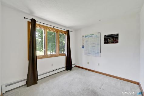 33 Woodmar Circle South Windsor CT 06074