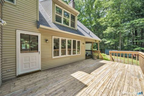 33 Woodmar Circle South Windsor CT 06074