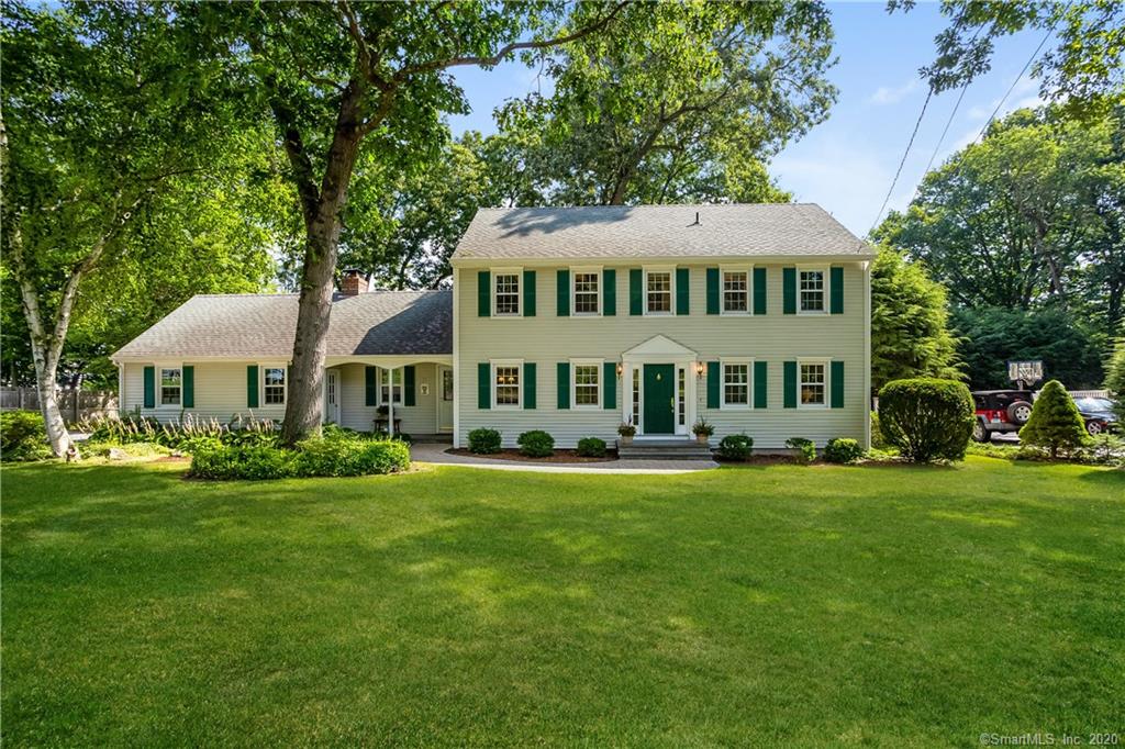 136 Saxonwood Road Fairfield CT 06825