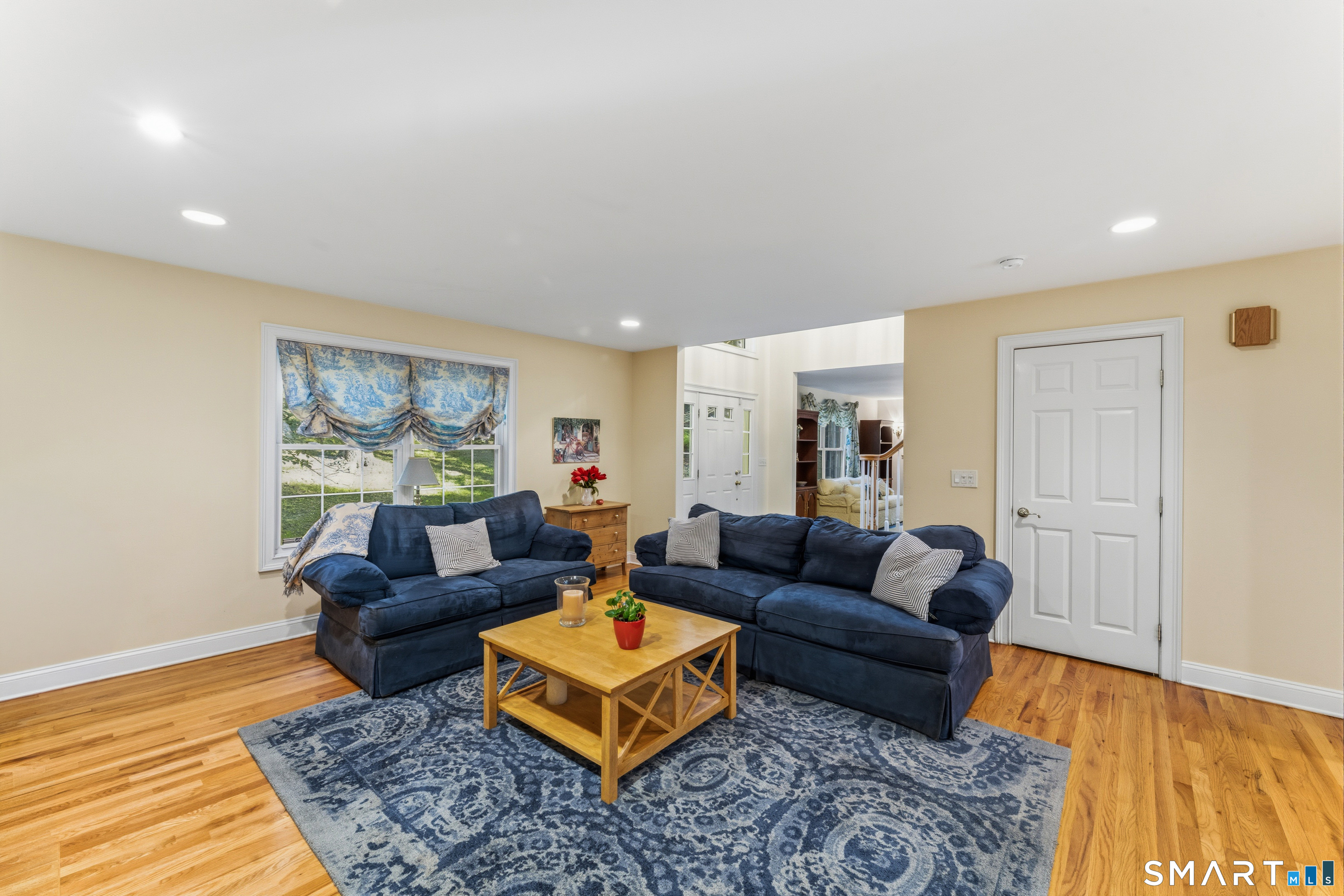 29 Narragansett Trail Newtown CT 06482