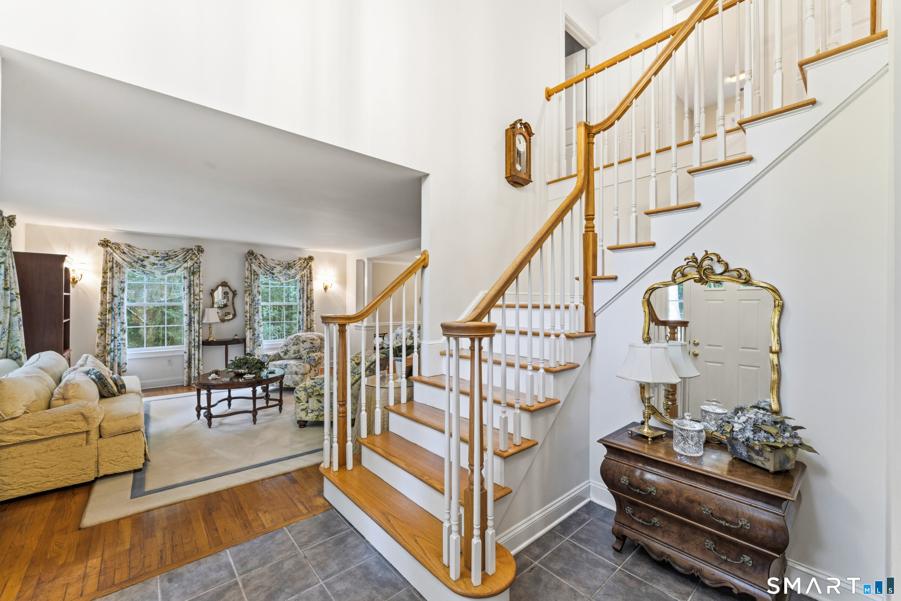 29 Narragansett Trail Newtown CT 06482