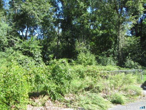 114 Yantic Lane Norwich CT 06360