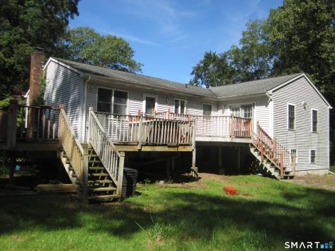 114 Yantic Lane Norwich CT 06360
