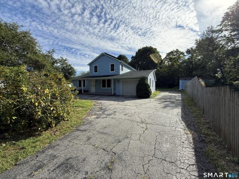 27 Old Norwich Road Waterford CT 06375
