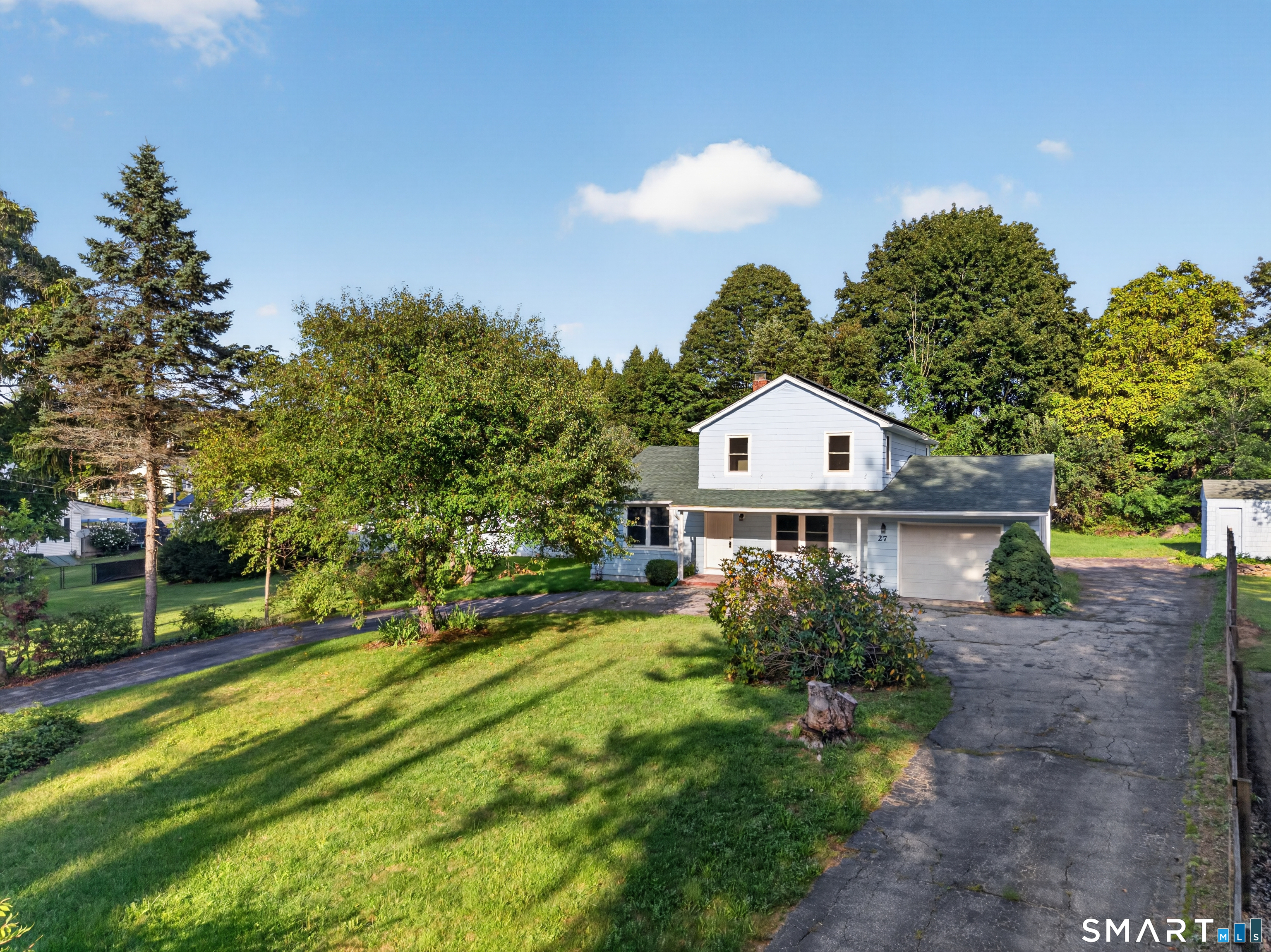 27 Old Norwich Road Waterford CT 06375