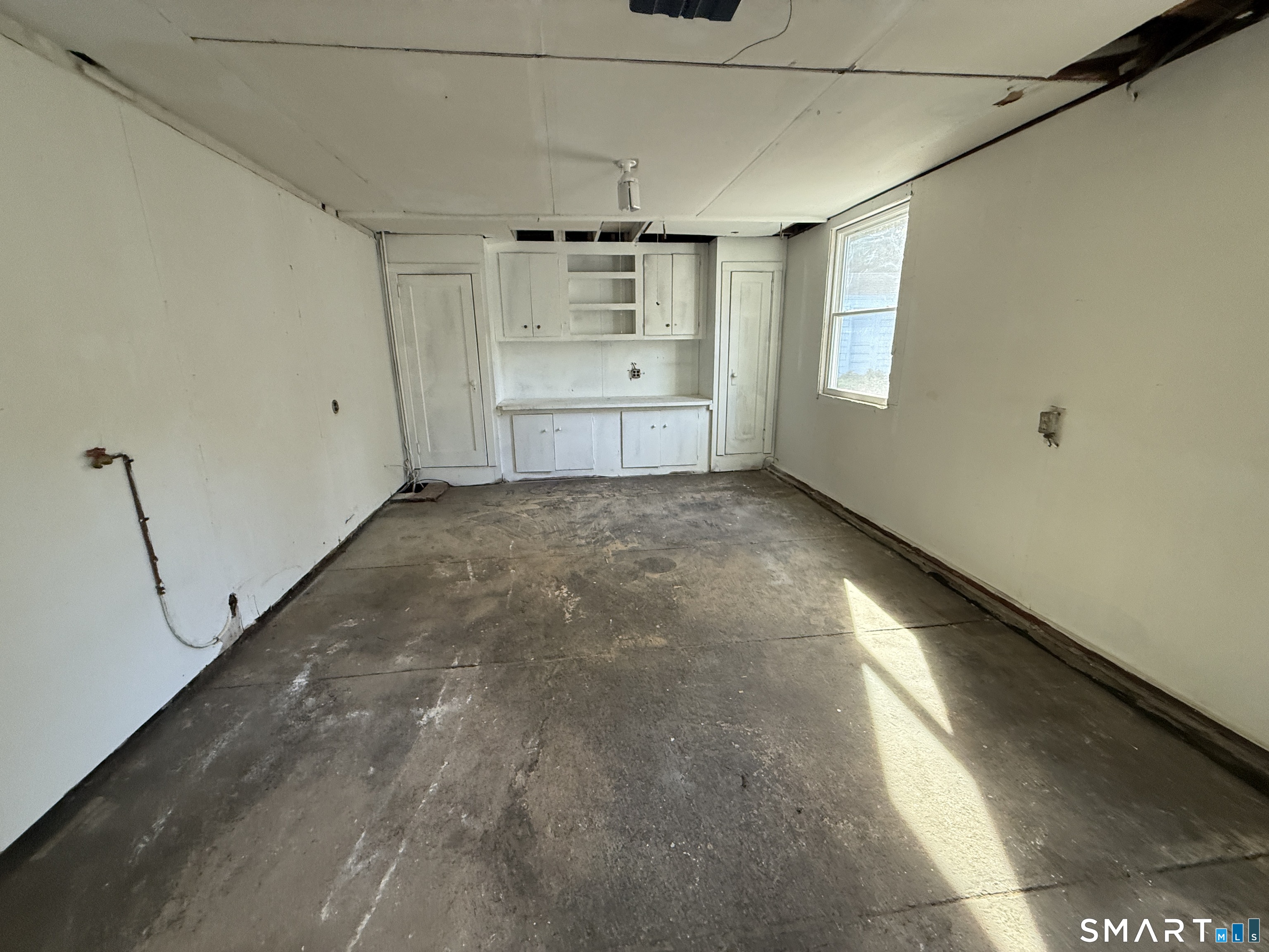 27 Old Norwich Road Waterford CT 06375