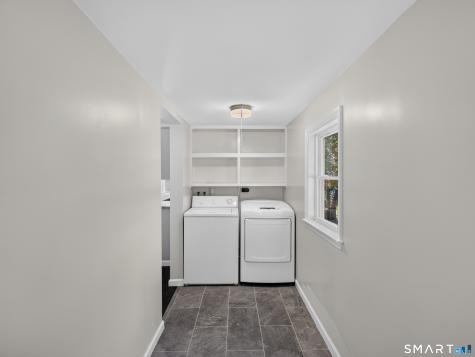 27 Old Norwich Road Waterford CT 06375