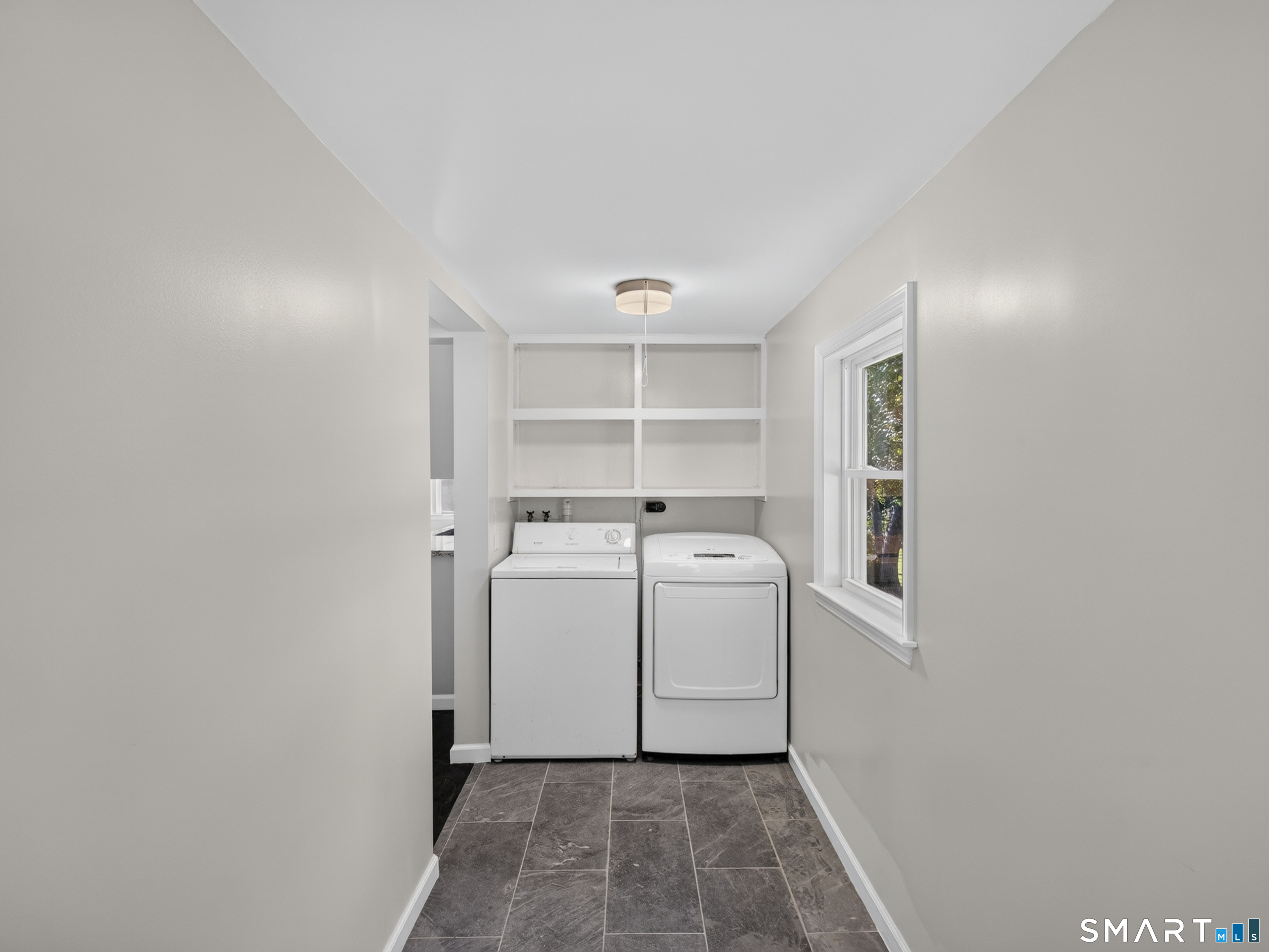 27 Old Norwich Road Waterford CT 06375