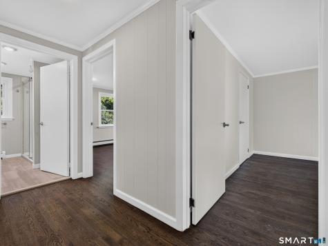 27 Old Norwich Road Waterford CT 06375