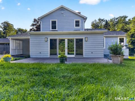 27 Old Norwich Road Waterford CT 06375