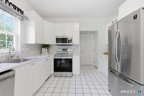 46 Dundee Drive Cheshire CT 06410