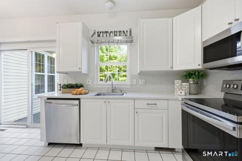 46 Dundee Drive Cheshire CT 06410