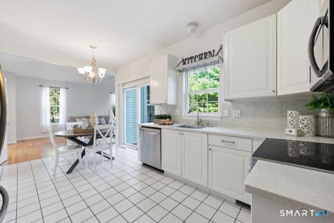 46 Dundee Drive Cheshire CT 06410