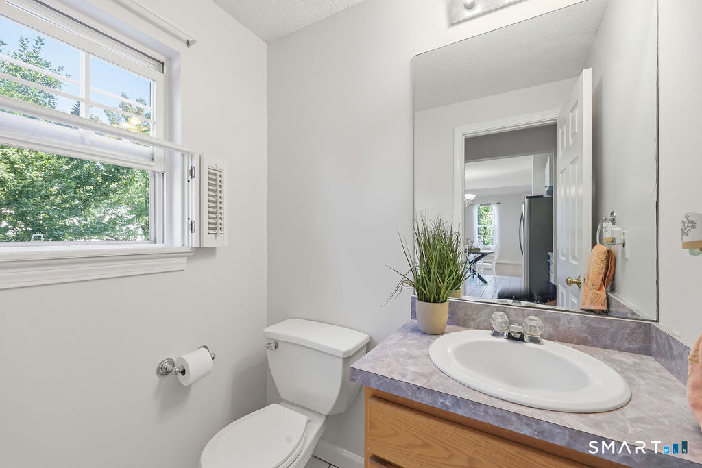 46 Dundee Drive Cheshire CT 06410