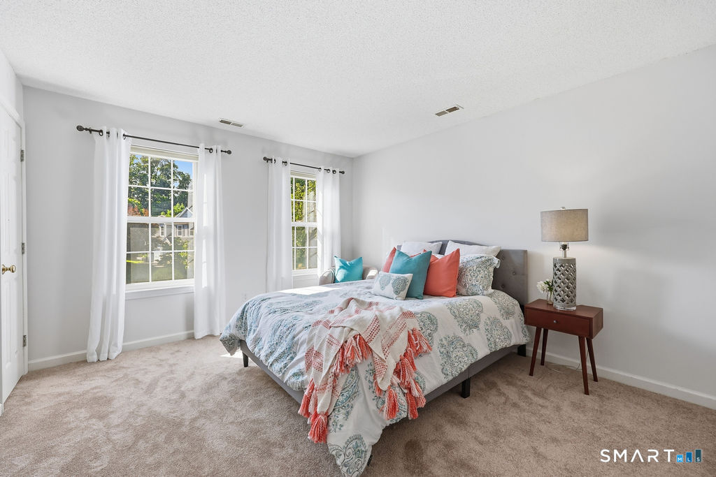 46 Dundee Drive Cheshire CT 06410
