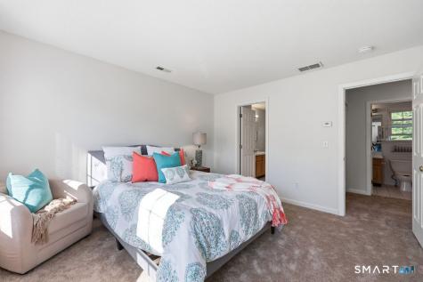 46 Dundee Drive Cheshire CT 06410