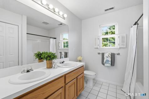 46 Dundee Drive Cheshire CT 06410