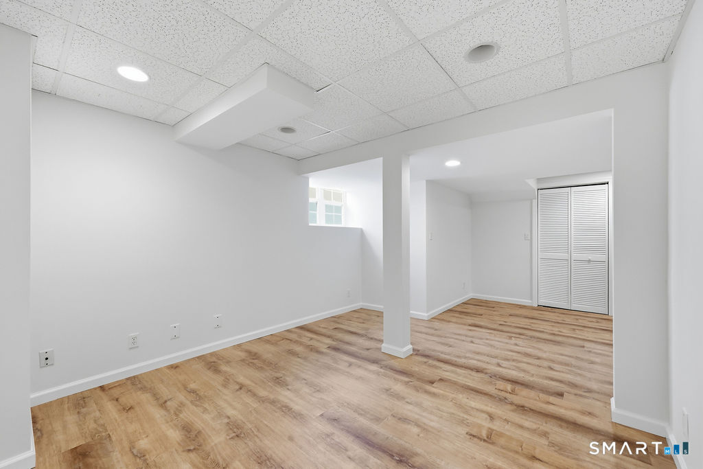 46 Dundee Drive Cheshire CT 06410