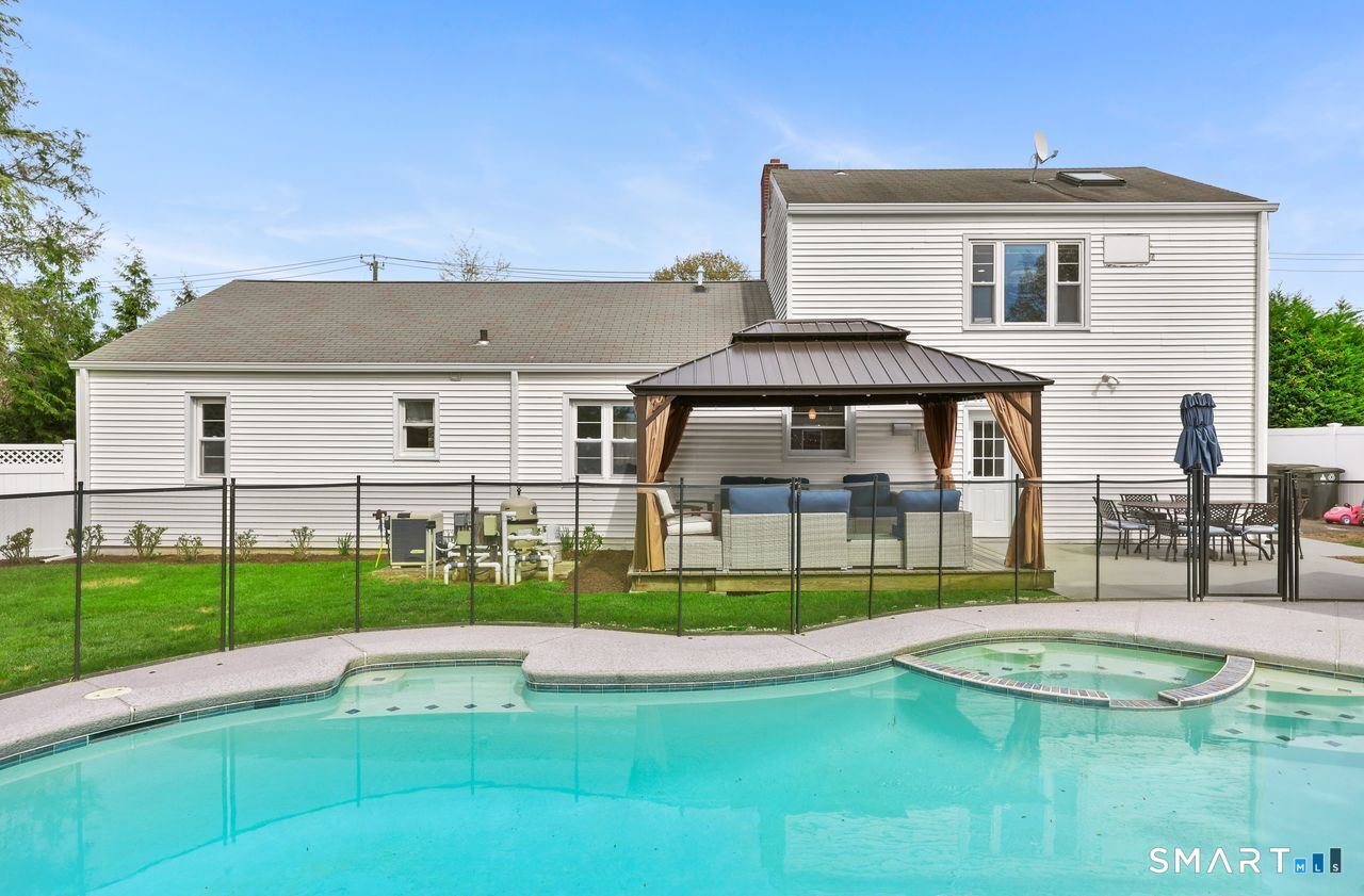 140 Courtland Avenue Stamford CT 06902