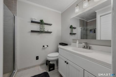 65 Flat Iron Road Guilford CT 06437