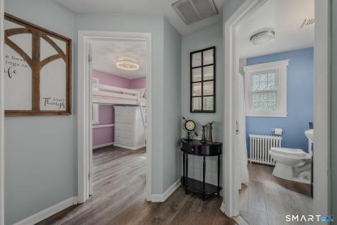 65 Flat Iron Road Guilford CT 06437