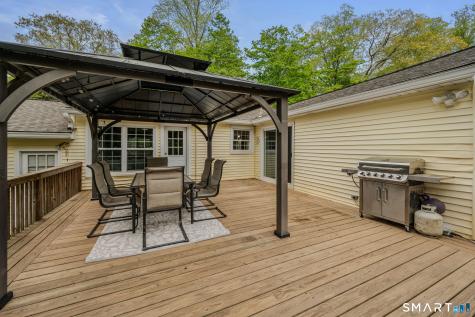 65 Flat Iron Road Guilford CT 06437