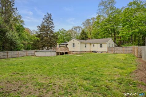 65 Flat Iron Road Guilford CT 06437