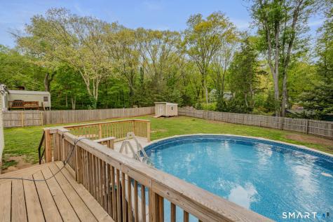 65 Flat Iron Road Guilford CT 06437