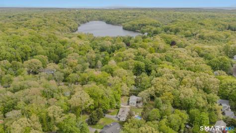 65 Flat Iron Road Guilford CT 06437