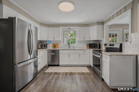 65 Flat Iron Road Guilford CT 06437