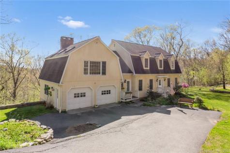 113 Flag Swamp Road Roxbury CT 06783