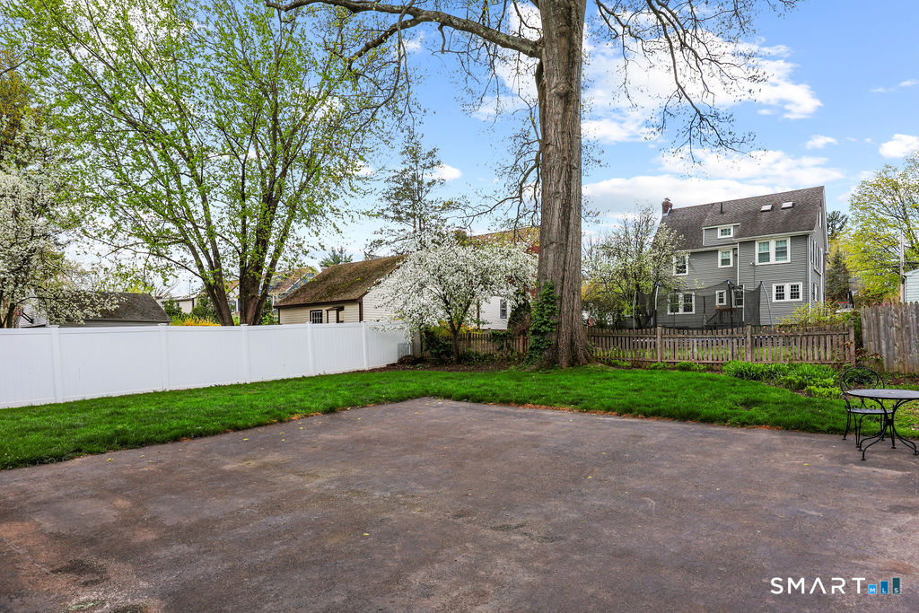 17 Brookline Drive West Hartford CT 06107