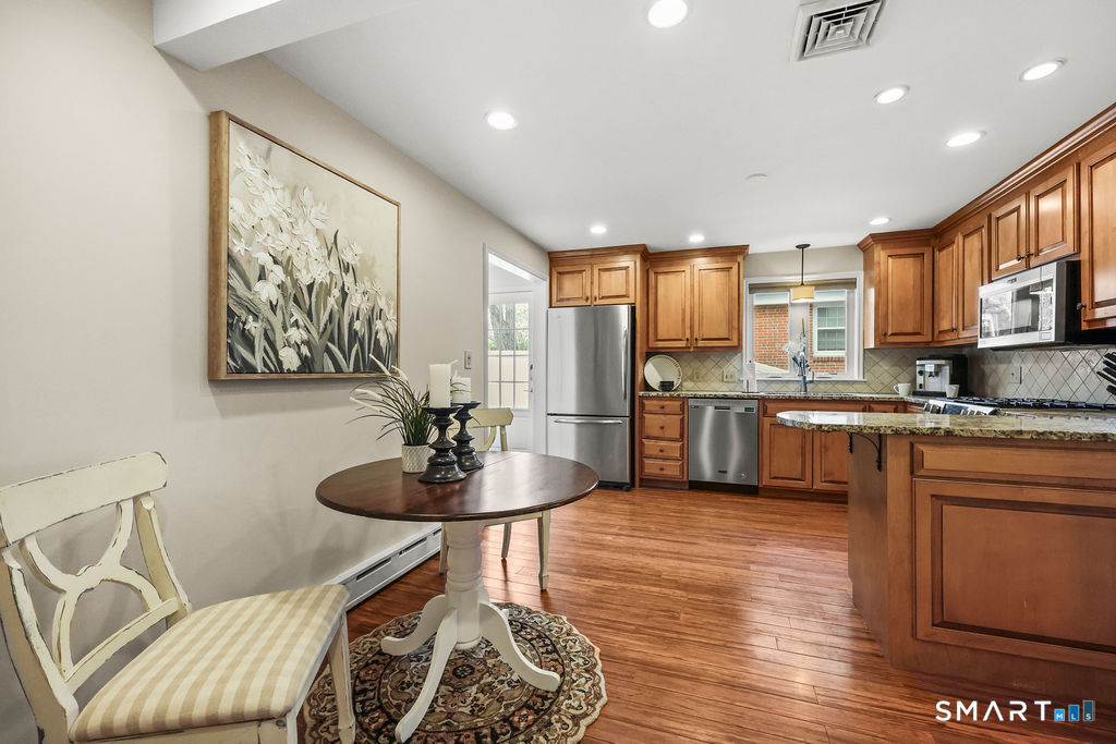 17 Brookline Drive West Hartford CT 06107