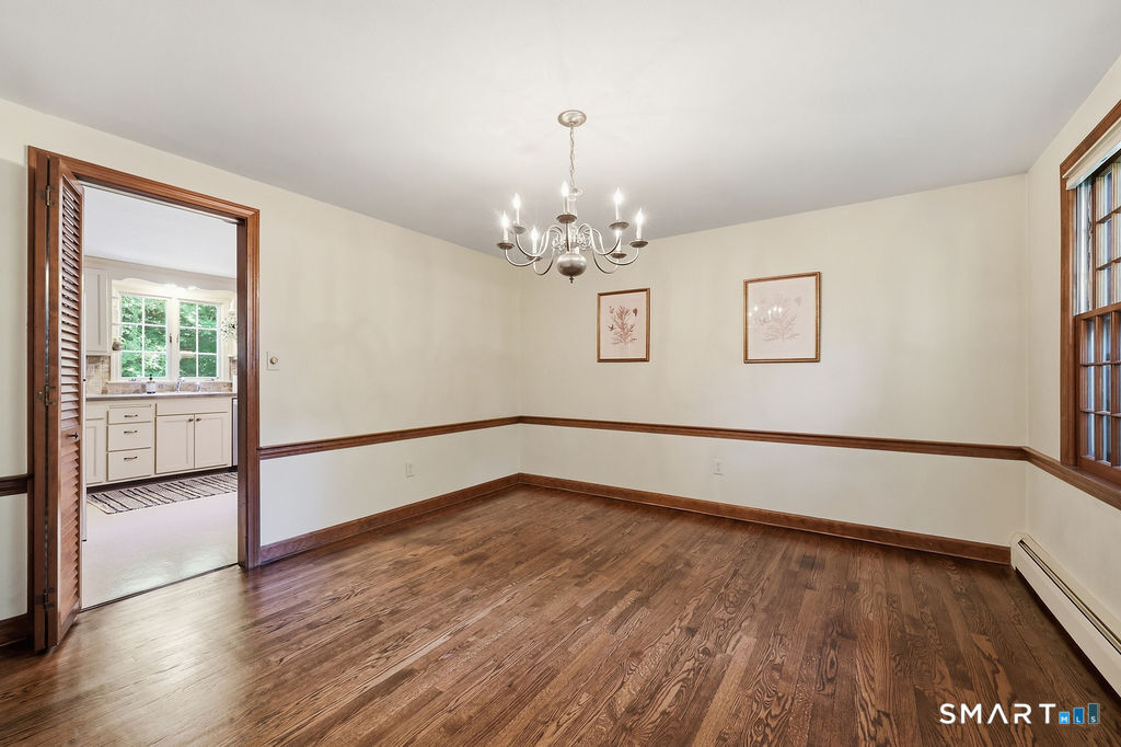 10 Shady Lane Simsbury CT 06092