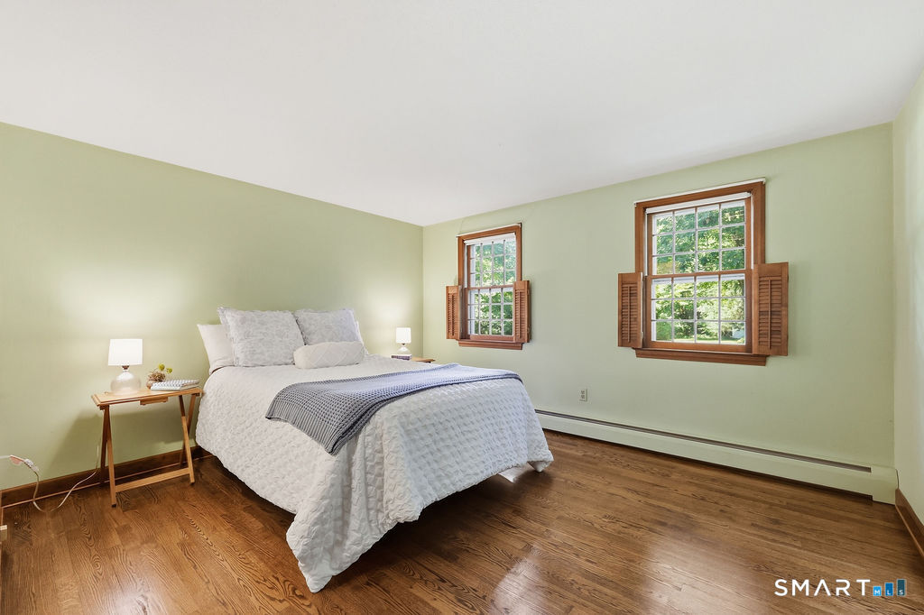 10 Shady Lane Simsbury CT 06092