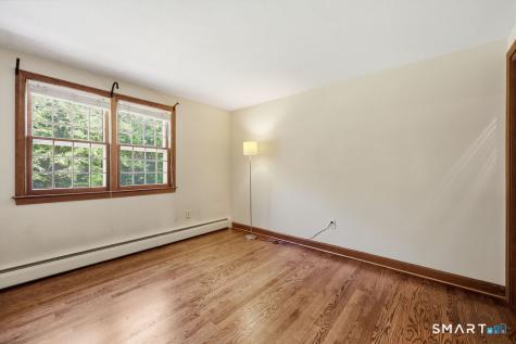 10 Shady Lane Simsbury CT 06092