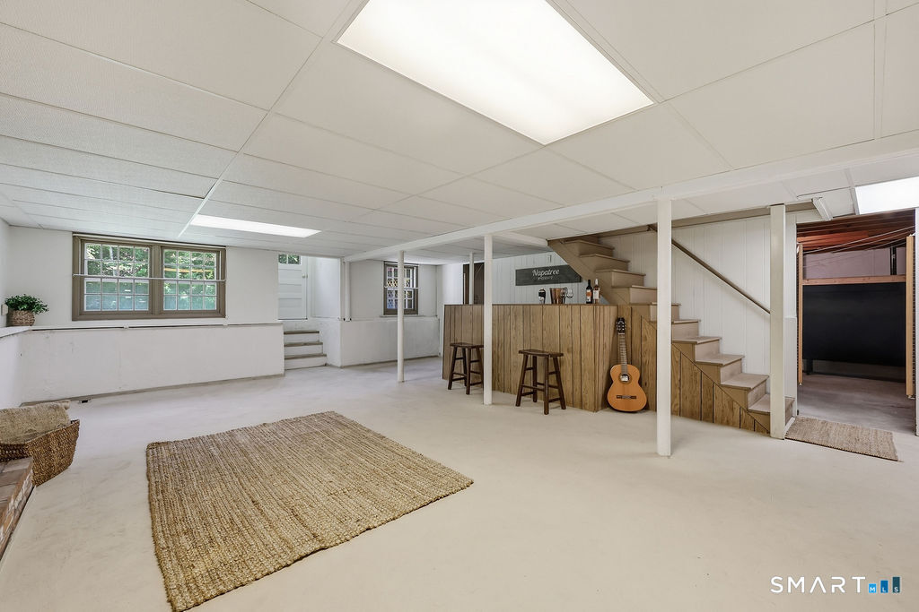 10 Shady Lane Simsbury CT 06092